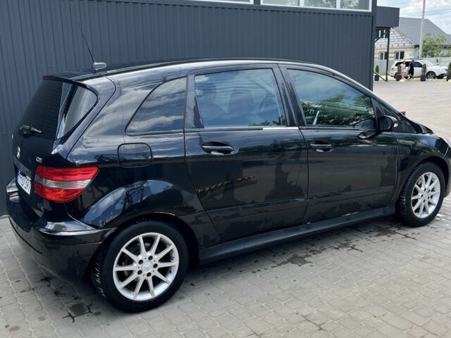 Черный Мерседес А класс, объемом двигателя 2 л и пробегом 300 тыс. км за 2800 $, фото 3 на Automoto.ua