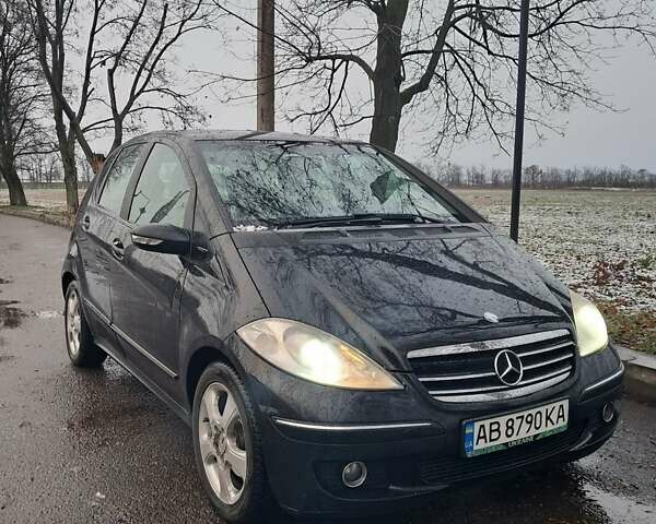 Черный Мерседес А класс, объемом двигателя 1.99 л и пробегом 220 тыс. км за 5500 $, фото 26 на Automoto.ua
