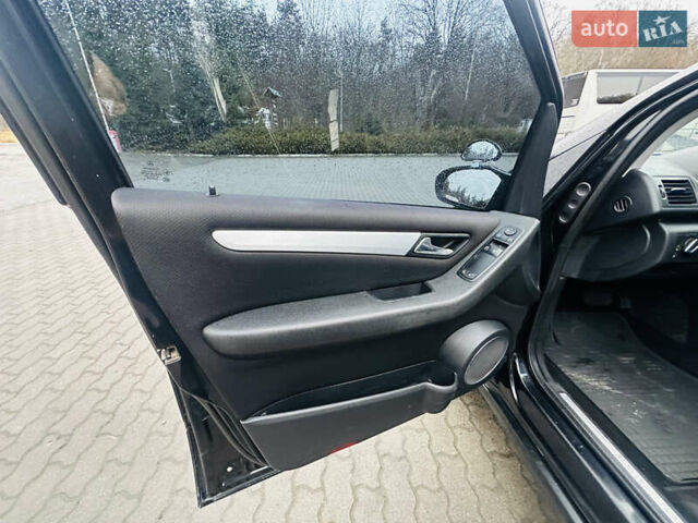 Черный Мерседес А класс, объемом двигателя 2 л и пробегом 365 тыс. км за 5350 $, фото 10 на Automoto.ua