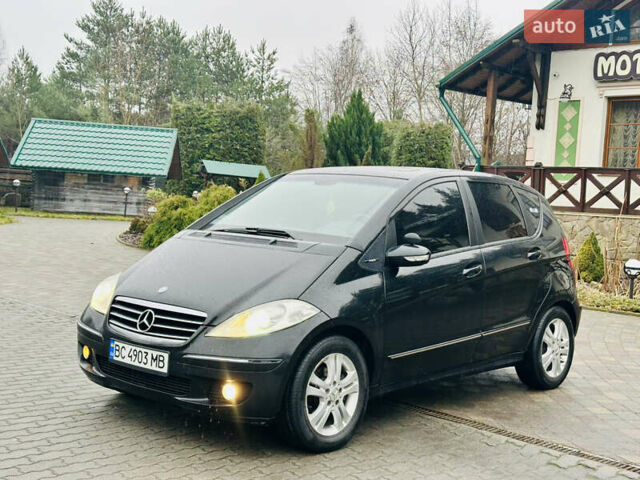 Черный Мерседес А класс, объемом двигателя 2 л и пробегом 365 тыс. км за 5350 $, фото 2 на Automoto.ua