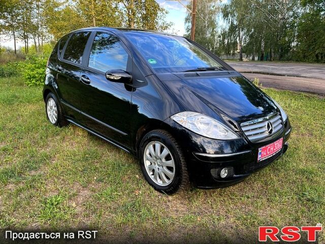 Черный Мерседес А класс, объемом двигателя 1.7 л и пробегом 207 тыс. км за 6300 $, фото 2 на Automoto.ua