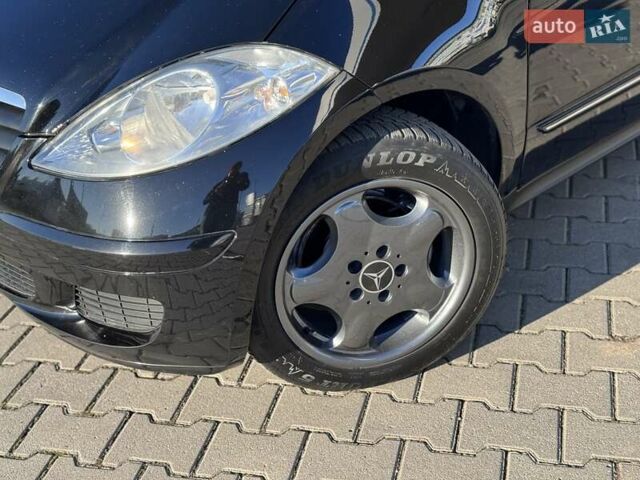 Черный Мерседес А класс, объемом двигателя 1.5 л и пробегом 122 тыс. км за 4800 $, фото 4 на Automoto.ua