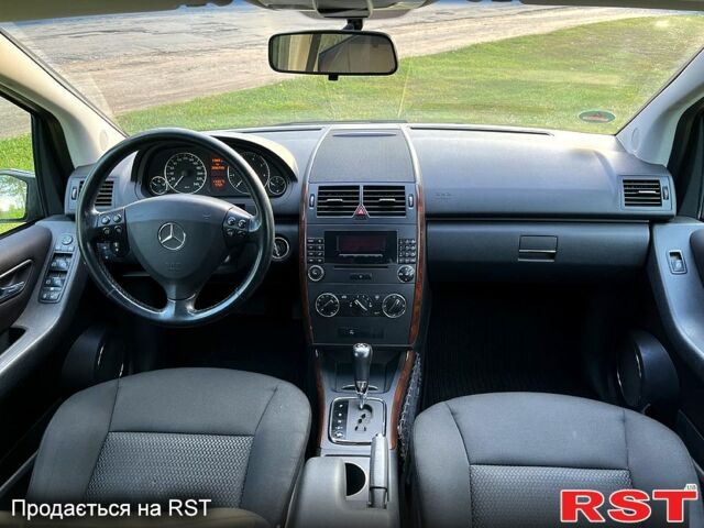 Черный Мерседес А класс, объемом двигателя 1.7 л и пробегом 207 тыс. км за 6300 $, фото 8 на Automoto.ua