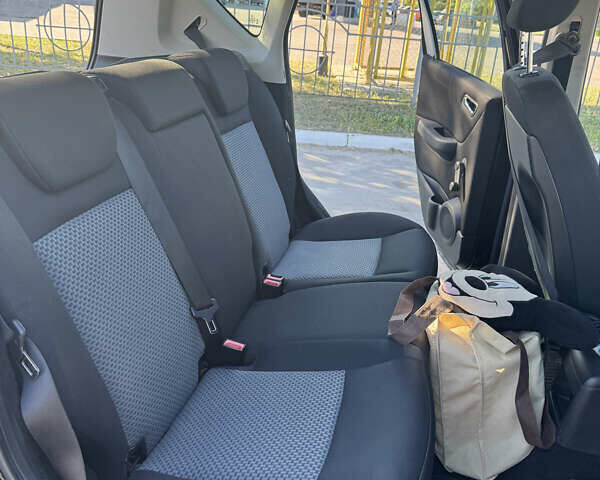 Чорний Мерседес А клас, об'ємом двигуна 1.5 л та пробігом 183 тис. км за 5400 $, фото 28 на Automoto.ua