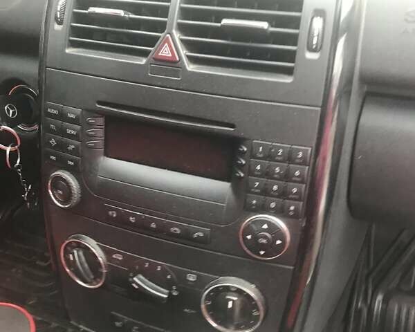 Чорний Мерседес А клас, об'ємом двигуна 1.5 л та пробігом 270 тис. км за 5500 $, фото 5 на Automoto.ua