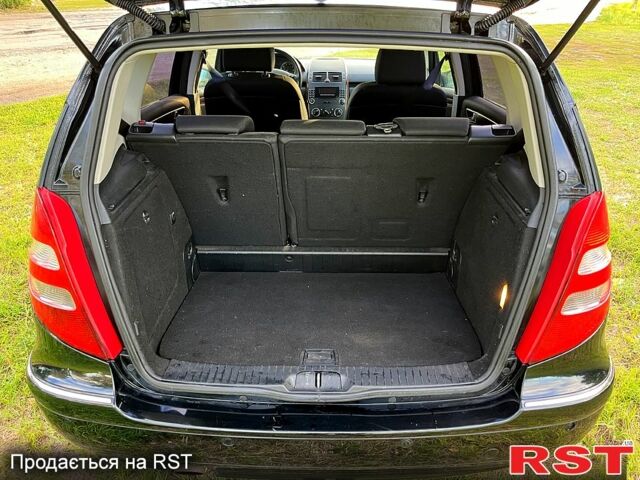 Черный Мерседес А класс, объемом двигателя 1.7 л и пробегом 207 тыс. км за 6300 $, фото 11 на Automoto.ua