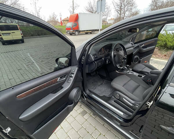 Черный Мерседес А класс, объемом двигателя 1.5 л и пробегом 181 тыс. км за 5999 $, фото 10 на Automoto.ua