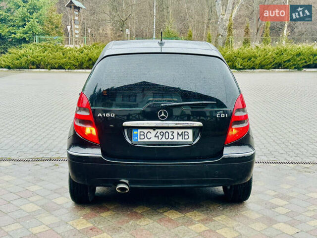 Черный Мерседес А класс, объемом двигателя 2 л и пробегом 365 тыс. км за 5350 $, фото 5 на Automoto.ua
