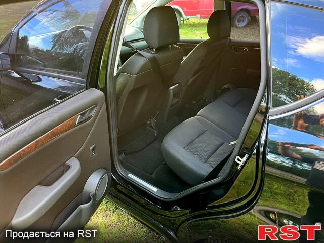 Черный Мерседес А класс, объемом двигателя 1.7 л и пробегом 207 тыс. км за 6300 $, фото 10 на Automoto.ua