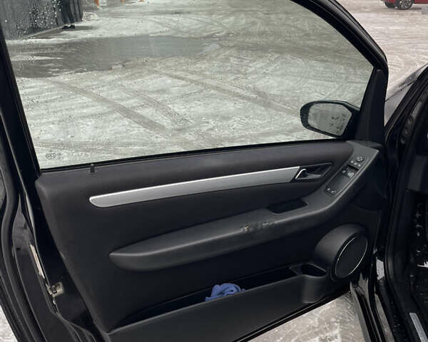 Черный Мерседес А класс, объемом двигателя 1.99 л и пробегом 339 тыс. км за 5300 $, фото 5 на Automoto.ua