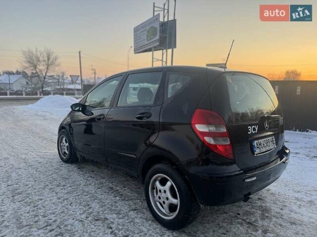 Черный Мерседес А класс, объемом двигателя 2 л и пробегом 300 тыс. км за 2850 $, фото 3 на Automoto.ua