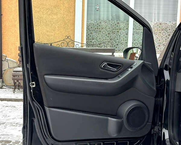 Чорний Мерседес А клас, об'ємом двигуна 1.5 л та пробігом 223 тис. км за 5362 $, фото 23 на Automoto.ua