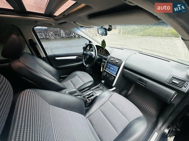 Черный Мерседес А класс, объемом двигателя 2 л и пробегом 365 тыс. км за 5350 $, фото 18 на Automoto.ua