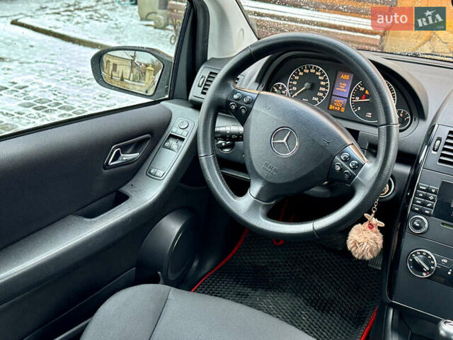 Чорний Мерседес А клас, об'ємом двигуна 1.5 л та пробігом 223 тис. км за 5362 $, фото 43 на Automoto.ua