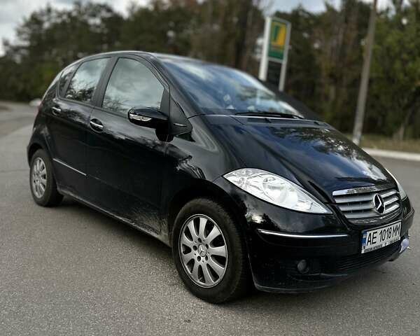 Черный Мерседес А класс, объемом двигателя 1.5 л и пробегом 278 тыс. км за 4600 $, фото 4 на Automoto.ua