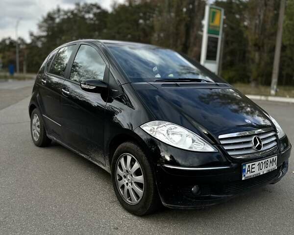 Черный Мерседес А класс, объемом двигателя 1.5 л и пробегом 278 тыс. км за 4600 $, фото 6 на Automoto.ua