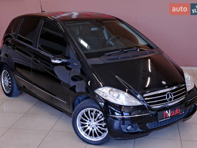 Мерседес А класс 2006 в Одессе на Automoto.ua Черный Мерседес А класс, объемом двигателя 2 л и пробегом 272 тыс. км за 6500 $, фото 8 на Automoto.ua