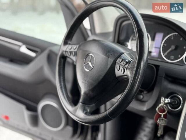 Чорний Мерседес А клас, об'ємом двигуна 1.99 л та пробігом 171 тис. км за 4999 $, фото 65 на Automoto.ua