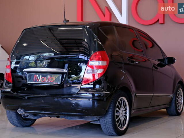 Мерседес А класс 2006 в Одессе на Automoto.ua Черный Мерседес А класс, объемом двигателя 2 л и пробегом 272 тыс. км за 6500 $, фото 21 на Automoto.ua