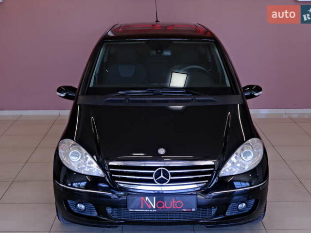 Мерседес А класс 2006 в Одессе на Automoto.ua Черный Мерседес А класс, объемом двигателя 2 л и пробегом 272 тыс. км за 6500 $, фото 1 на Automoto.ua