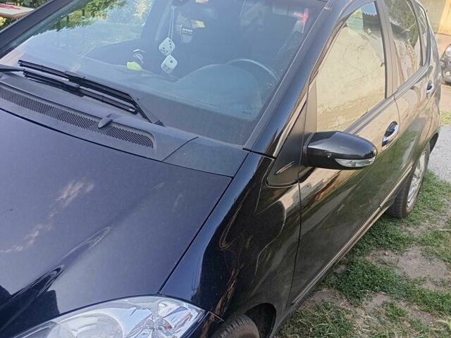Чорний Мерседес А клас, об'ємом двигуна 1.5 л та пробігом 270 тис. км за 5000 $, фото 4 на Automoto.ua