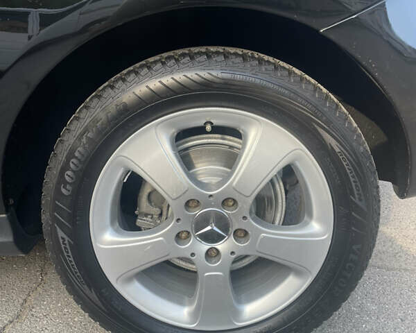 Черный Мерседес А класс, объемом двигателя 1.5 л и пробегом 200 тыс. км за 5400 $, фото 3 на Automoto.ua