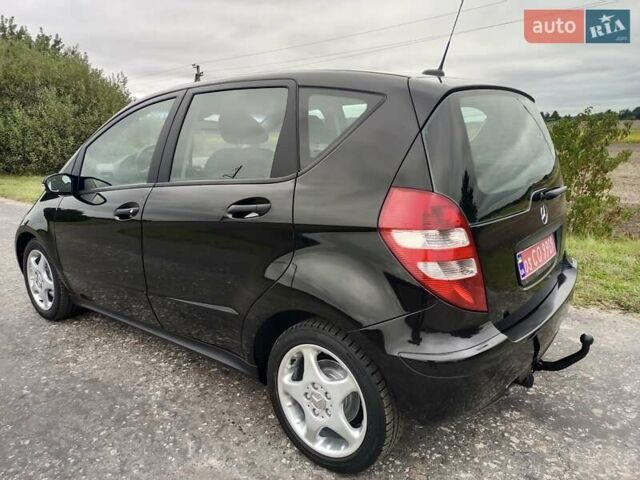 Черный Мерседес А класс, объемом двигателя 1.5 л и пробегом 203 тыс. км за 6250 $, фото 4 на Automoto.ua