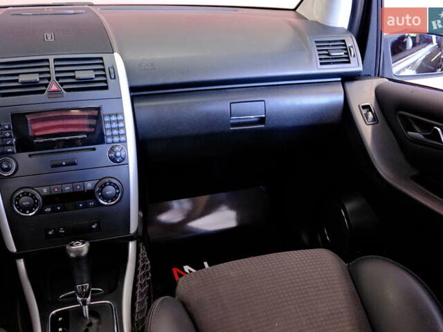 Мерседес А класс 2006 в Одессе на Automoto.ua Черный Мерседес А класс, объемом двигателя 2 л и пробегом 272 тыс. км за 6500 $, фото 52 на Automoto.ua