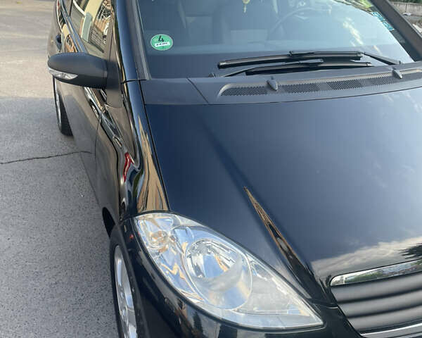 Черный Мерседес А класс, объемом двигателя 1.5 л и пробегом 200 тыс. км за 5400 $, фото 6 на Automoto.ua