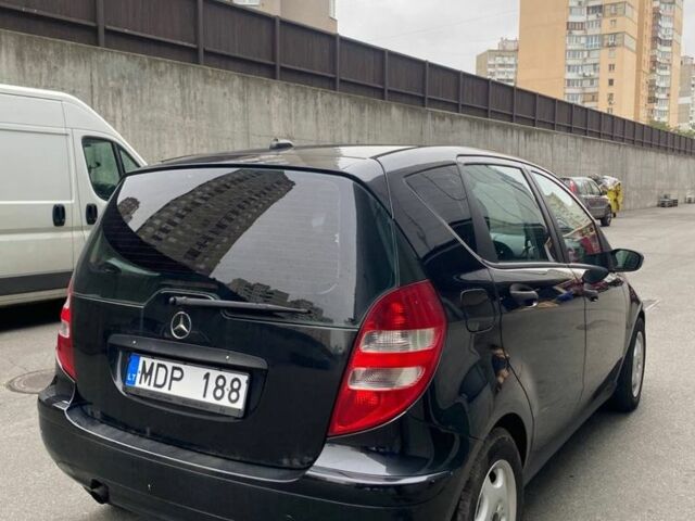 Черный Мерседес А класс, объемом двигателя 1.9 л и пробегом 223 тыс. км за 2200 $, фото 3 на Automoto.ua
