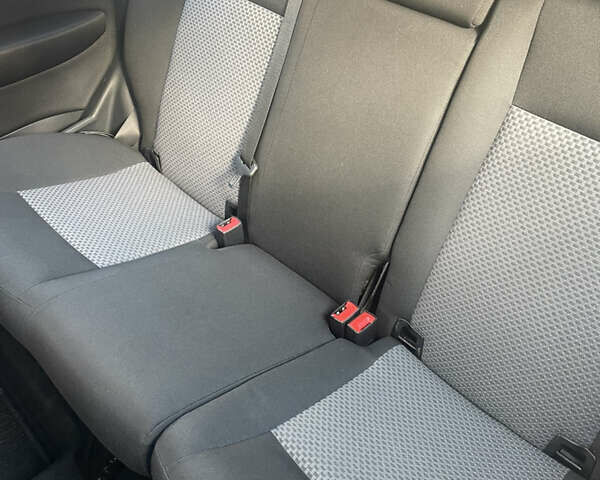 Черный Мерседес А класс, объемом двигателя 1.5 л и пробегом 200 тыс. км за 5400 $, фото 11 на Automoto.ua