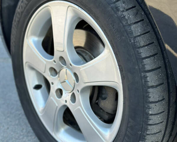 Чорний Мерседес А клас, об'ємом двигуна 1.7 л та пробігом 230 тис. км за 5700 $, фото 9 на Automoto.ua