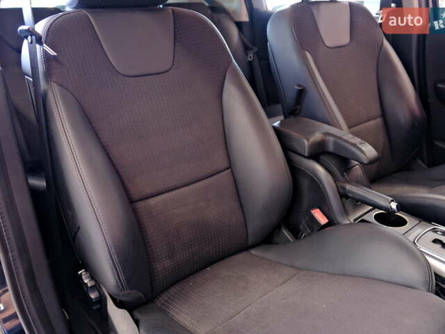 Мерседес А класс 2006 в Одессе на Automoto.ua Черный Мерседес А класс, объемом двигателя 2 л и пробегом 272 тыс. км за 6500 $, фото 49 на Automoto.ua