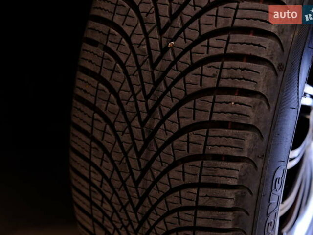 Мерседес А класс 2006 в Одессе на Automoto.ua Черный Мерседес А класс, объемом двигателя 2 л и пробегом 272 тыс. км за 6500 $, фото 55 на Automoto.ua