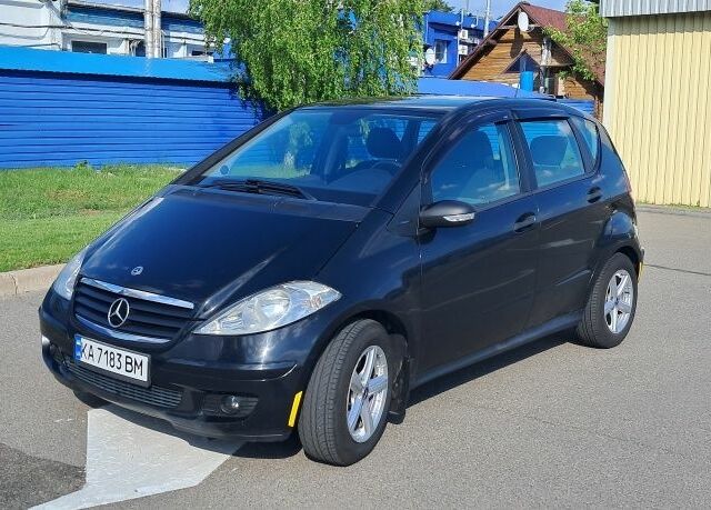 Чорний Мерседес А клас, об'ємом двигуна 2 л та пробігом 237 тис. км за 5500 $, фото 1 на Automoto.ua