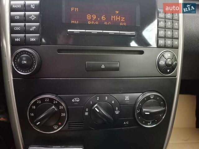 Чорний Мерседес А клас, об'ємом двигуна 1.5 л та пробігом 203 тис. км за 6250 $, фото 47 на Automoto.ua