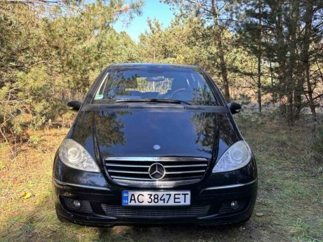 Черный Мерседес А класс, объемом двигателя 2 л и пробегом 280 тыс. км за 5000 $, фото 2 на Automoto.ua