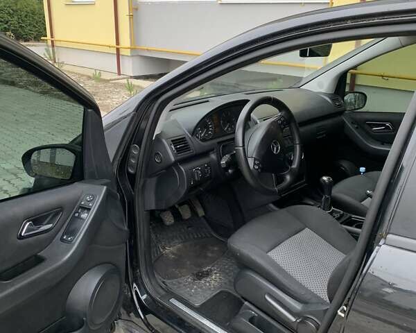 Черный Мерседес А класс, объемом двигателя 2 л и пробегом 340 тыс. км за 4000 $, фото 6 на Automoto.ua