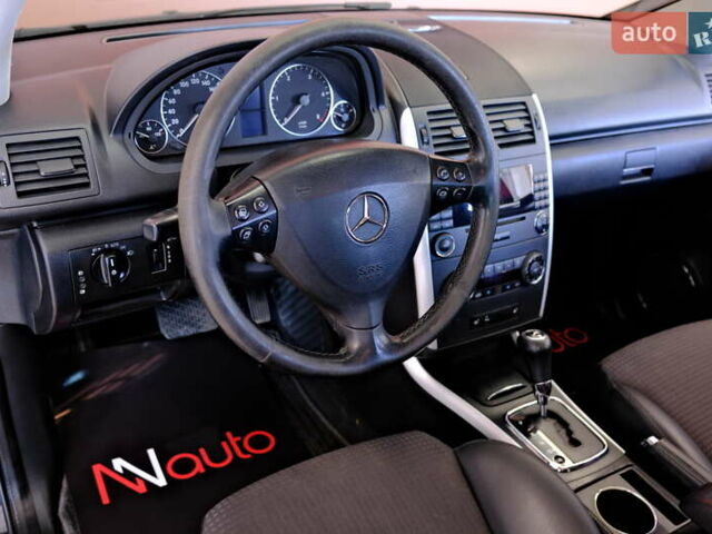 Мерседес А класс 2006 в Одессе на Automoto.ua Черный Мерседес А класс, объемом двигателя 2 л и пробегом 272 тыс. км за 6500 $, фото 36 на Automoto.ua