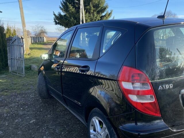 Чорний Мерседес А клас, об'ємом двигуна 2 л та пробігом 100 тис. км за 4700 $, фото 5 на Automoto.ua