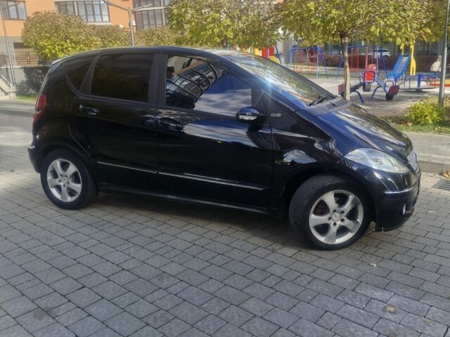 Мерседес А класс 2006 в Ивано-Франковске на Automoto.ua Черный Мерседес А класс, объемом двигателя 2 л и пробегом 280 тыс. км за 5600 $, фото 8 на Automoto.ua