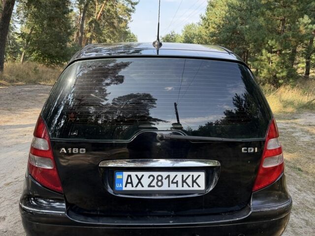 Черный Мерседес А класс, объемом двигателя 2 л и пробегом 247 тыс. км за 3351 $, фото 12 на Automoto.ua