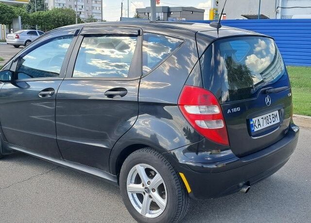 Чорний Мерседес А клас, об'ємом двигуна 2 л та пробігом 237 тис. км за 5500 $, фото 4 на Automoto.ua
