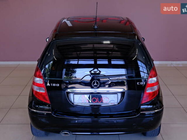 Мерседес А класс 2006 в Одессе на Automoto.ua Черный Мерседес А класс, объемом двигателя 2 л и пробегом 272 тыс. км за 6500 $, фото 18 на Automoto.ua