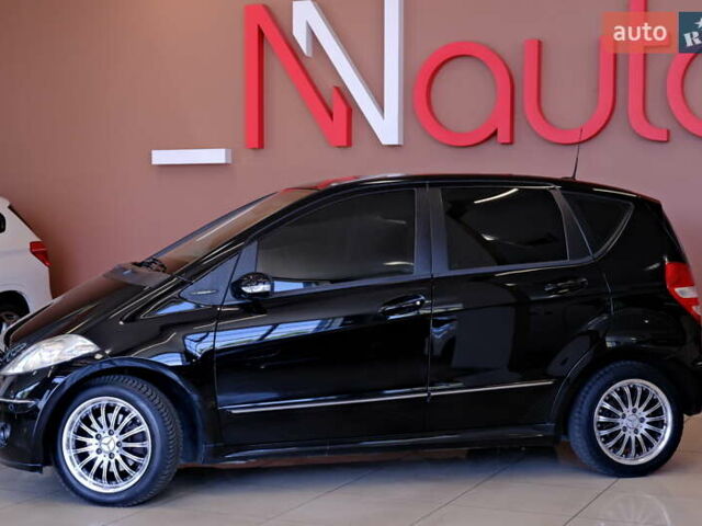 Мерседес А класс 2006 в Одессе на Automoto.ua Черный Мерседес А класс, объемом двигателя 2 л и пробегом 272 тыс. км за 6500 $, фото 17 на Automoto.ua