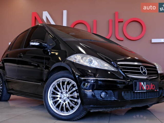 Мерседес А класс 2006 в Одессе на Automoto.ua Черный Мерседес А класс, объемом двигателя 2 л и пробегом 272 тыс. км за 6500 $, фото 10 на Automoto.ua
