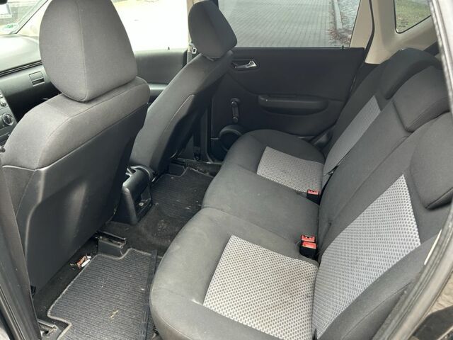 Черный Мерседес А класс, объемом двигателя 1.5 л и пробегом 200 тыс. км за 2250 $, фото 9 на Automoto.ua