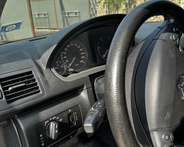 Черный Мерседес А класс, объемом двигателя 2.01 л и пробегом 213 тыс. км за 6400 $, фото 16 на Automoto.ua