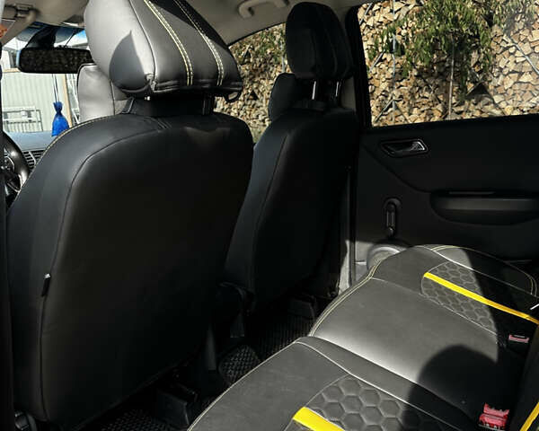 Черный Мерседес А класс, объемом двигателя 2.01 л и пробегом 213 тыс. км за 6400 $, фото 26 на Automoto.ua