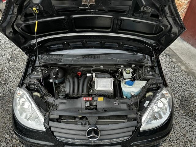 Черный Мерседес А класс, объемом двигателя 1.5 л и пробегом 209 тыс. км за 4700 $, фото 7 на Automoto.ua